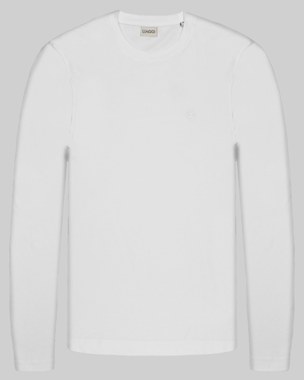 БЯЛА БЛУЗА ТРИКО С ОБЛО ДЕКОЛТЕ И ТОНАЛНА БРОДЕРИЯ ЛОГО