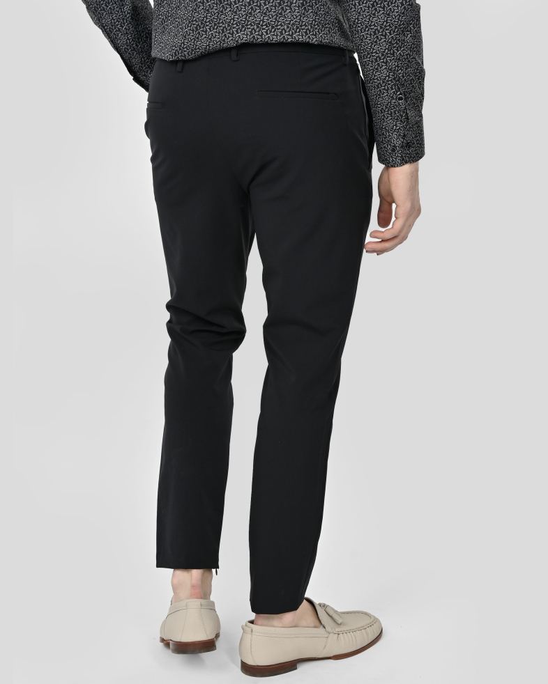 TROUSERS EXTRA SLIM FIT TECHNICAL TEXTILE 250134088608-1 09