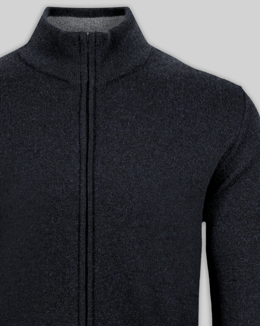 ЧЕРНА ЖИЛЕТКА С КОНТРАСТНА ДЕСЕНАЦИЯ НА ЯКАТА ОТ 100% КАШМИР - 5