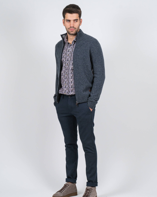 ТЪМНОСИВА МЕЛАНЖИРАНА ЖИЛЕТКА С РЕГЛАН РЪКАВ И ДВОЙНОДЕЛИМ ЦИП - 2