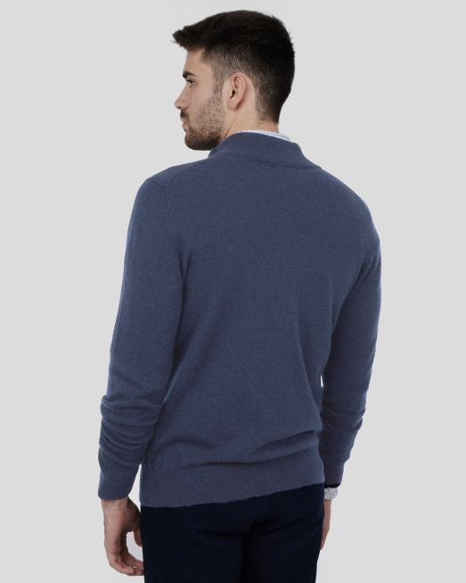 ТЪМНОСИНЯ ЖИЛЕТКА С КОПЧЕТА И КОНТРАСТНА ДЕСЕНАЦИЯ  ОТ 100% КАШМИР - 9